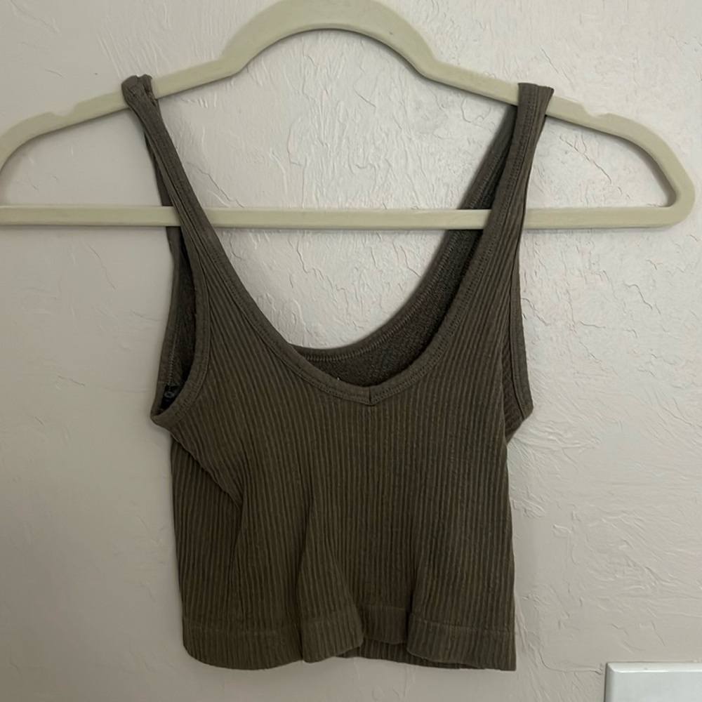 Urban outfitters crop top